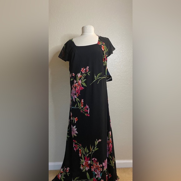 Mlle Gabrielle Black Floral Maxi Dress - Size 20 - Picture 4 of 14
